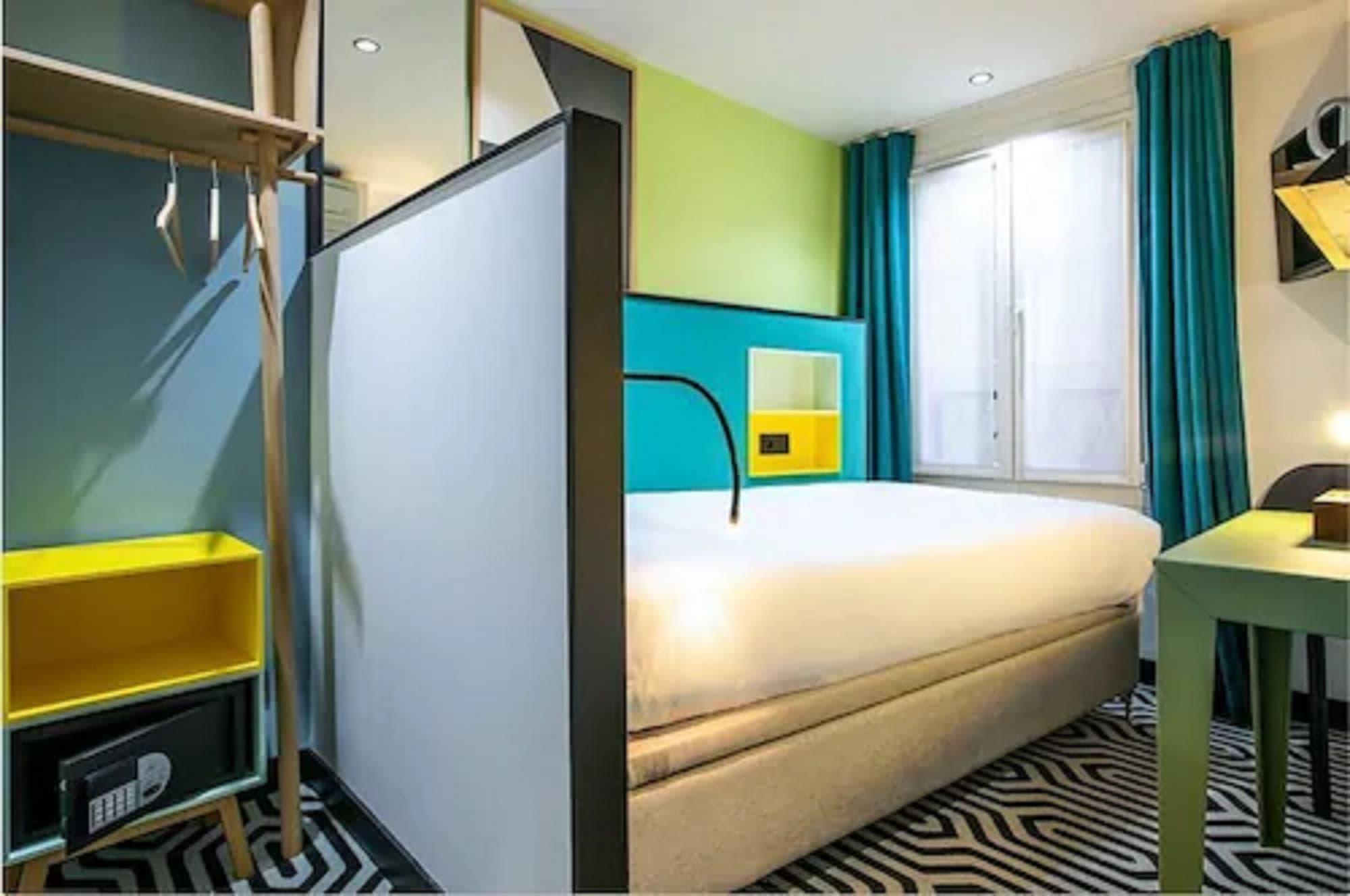 Hotel Pilime Paris Bagian luar foto